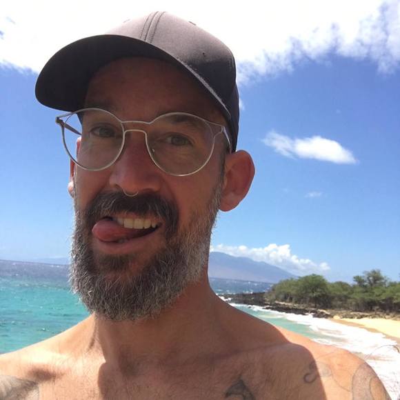 Profile Picture of Nikola Zdraljevic (@nzdraljevic) on Poshmark