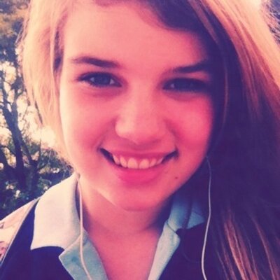 Profile Picture of Cassandra Lee Garner (@CassandraLeeGar) on Twitter