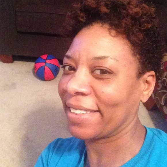 Profile Picture of Dorian Watson (@dorianwatson) on Poshmark