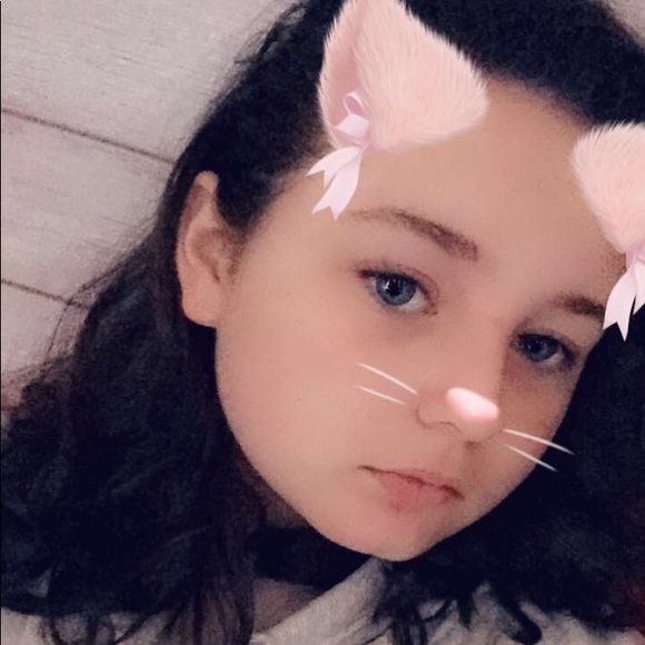 Profile Picture of Julia Ramsey (@julia_moon321) on Poshmark