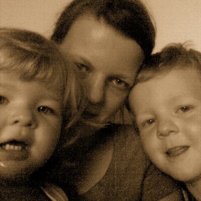 Profile Picture of Rowena Smith (@smiffy6001) on Twitter