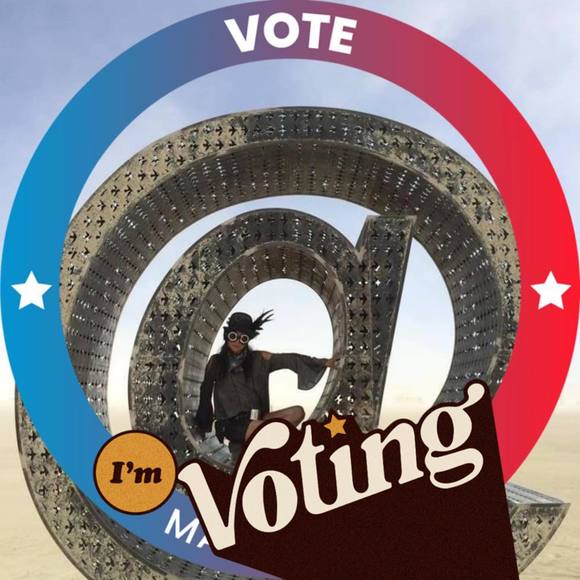 Profile Picture of Sunsearay White (@sonsirewest) on Poshmark