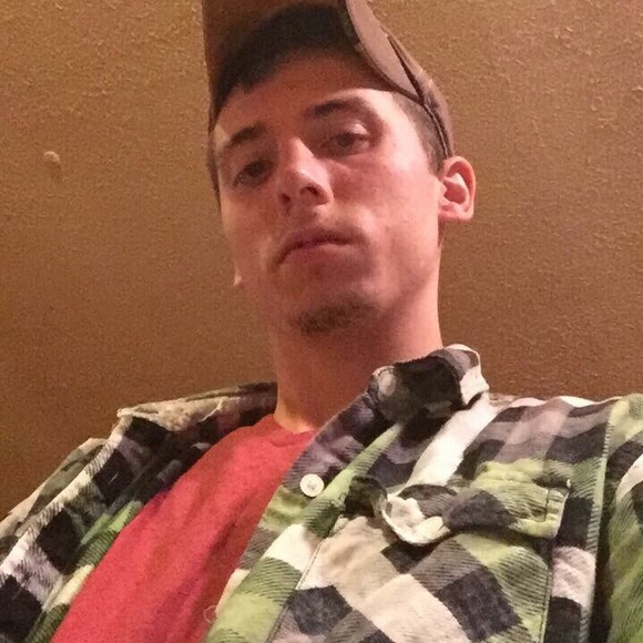 Profile Picture of Trey Barker (@barkertrey19) on Poshmark