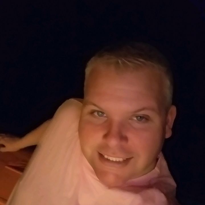 Profile Picture of user4293288689764 (@scott_massing) on Tiktok