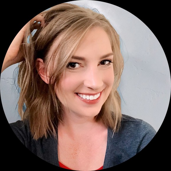 Profile Picture of Tiana Smith (@booknerdigan) on Poshmark