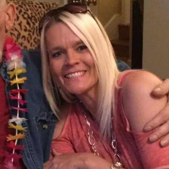 Profile Picture of Heather Dartey (@chinadoll41230) on Poshmark