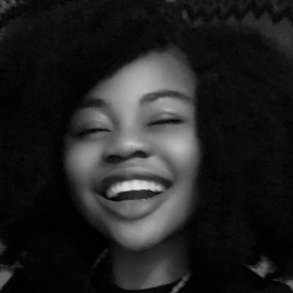Profile Picture of Da Riziki (@dariziki150) on Poshmark