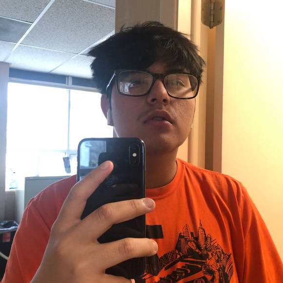 Profile Picture of Omar Cabrera (@ocabrera1) on Poshmark