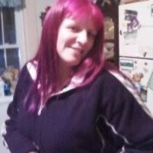 Profile Picture of Jen Hooper (@desandeathensmom) on Myspace