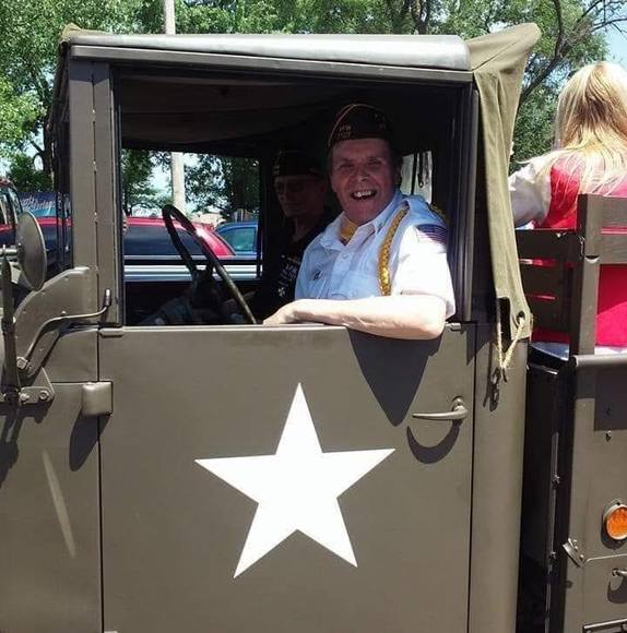 Profile Picture of Thomas Gorman (@thomasgorman751) on Poshmark