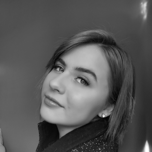 Profile Picture of Brooke Slaney (@brookeslaney3) on Poshmark