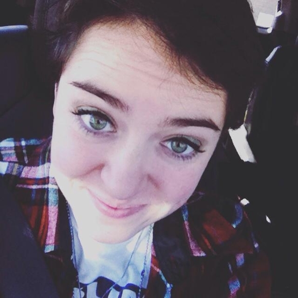 Profile Picture of Kayla Hudson (@kkhudson18) on Poshmark