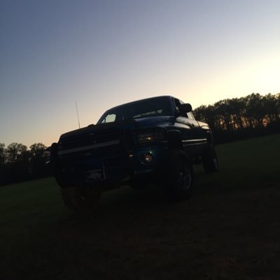 Profile Picture of Scott Renard (@Scott_Renard15) on Twitter