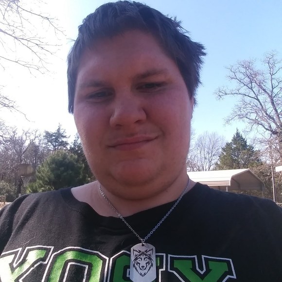 Profile Picture of Brady Abernathy (@bradygeorge80) on Poshmark
