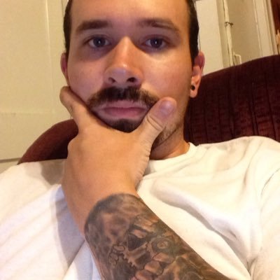 Profile Picture of Todd Albaugh (@Vaping_Gamer_23) on Twitter