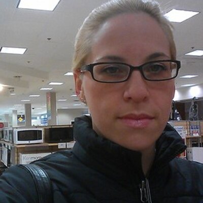 Profile Picture of Dawn Decker (@twittigans100) on Twitter
