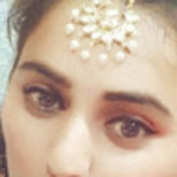 Profile Picture of Rajveer Kaur (@rajveerkaur444) on Poshmark