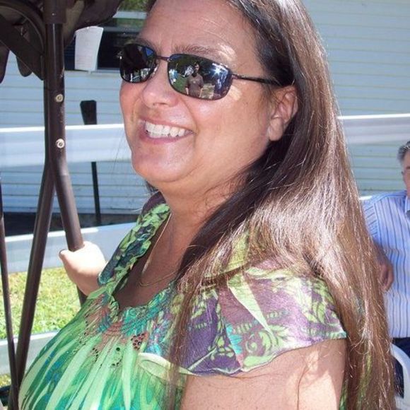 Profile Picture of Sheryl Utterback (@sheryl_u) on Poshmark