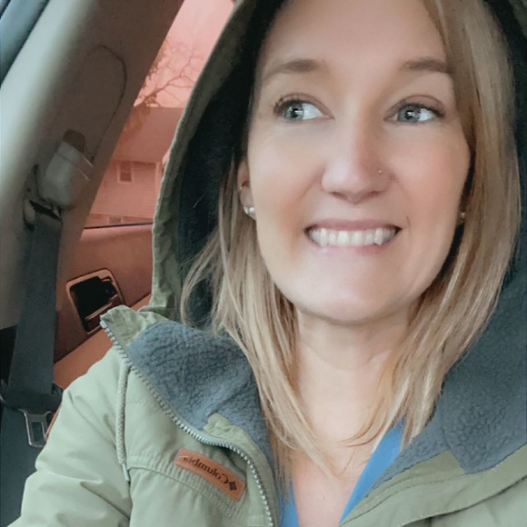 Profile Picture of Allison Koby (@allison_koby) on Poshmark