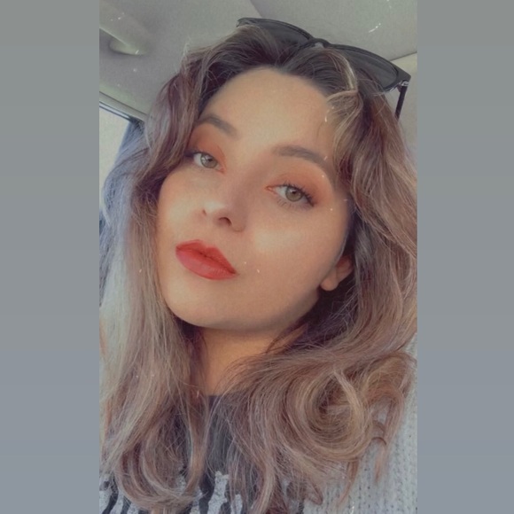 Roxanne Romero - Poshmark Profile Picture of Roxanne Romero (@roxyrome08) on Poshmark