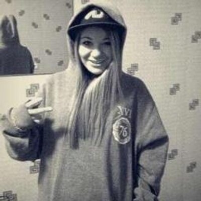 Profile Picture of Anna Solovyeva (@MYSTERIUMS_) on Twitter