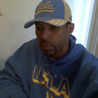 Profile Picture of Harold Nicholas III (@@ROCBOTTOM_III) on Twitter