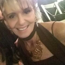 Profile Picture of Katia Alexandre Borges (@al3xandry) on Twitter