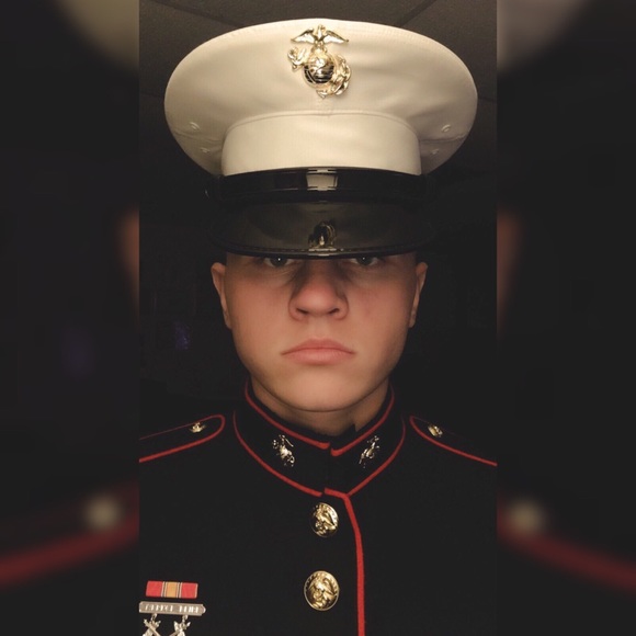 Profile Picture of Michael Dourant (@dourant_23) on Poshmark