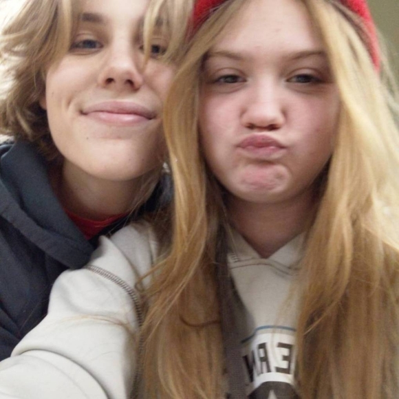 Profile Picture of Ashley Janko (@ashleyjanko) on Poshmark