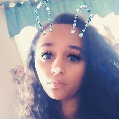 Profile Picture of Paige Springer (@paige_king21) on Twitter