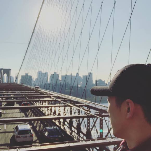 Profile Picture of Xin Qi (@maoxion3) on Poshmark