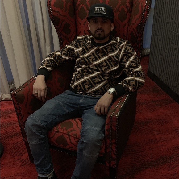 Profile Picture of Esam Alsaidi (@esamalsaidi) on Poshmark