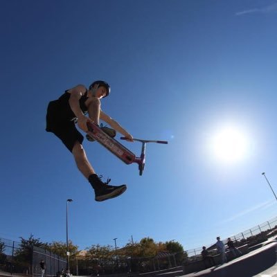 Profile Picture of Tanner Graham (@TannerScoots) on Twitter