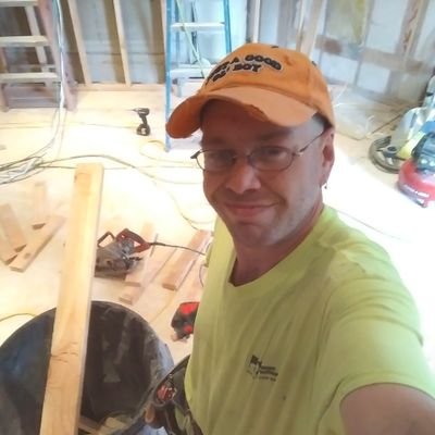 Profile Picture of Jeremy Boswell (@JeremyBoswell10) on Twitter