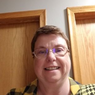 Profile Picture of Janet Putnam (@twittldeedee) on Twitter