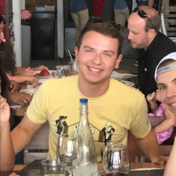 Profile Picture of Liam Fallows (@liam_matthew) on Poshmark