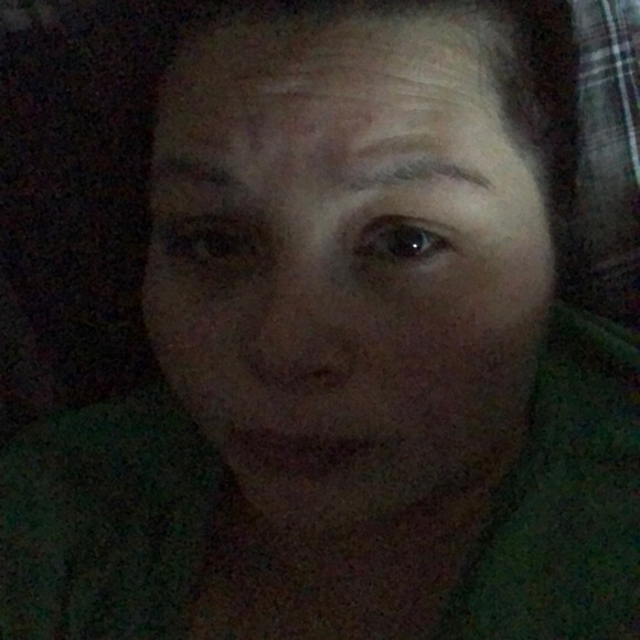 Profile Picture of Shawna Chartrand (@shawna837) on Poshmark