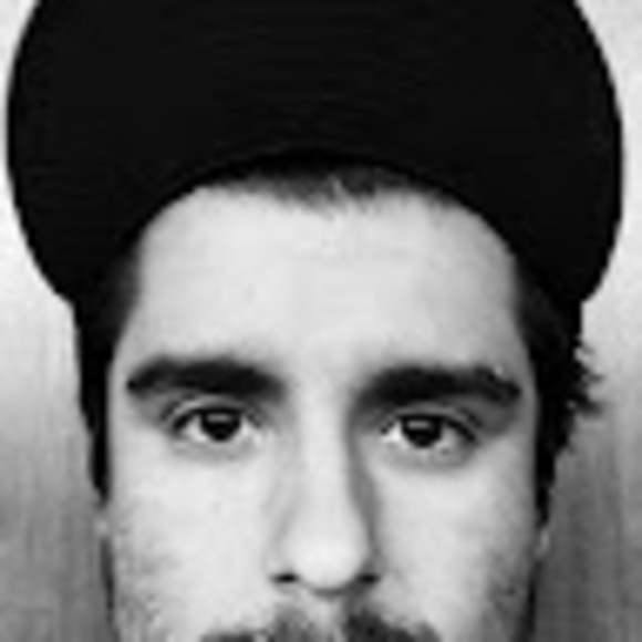 Profile Picture of David Vera (@veraxdavid) on Poshmark