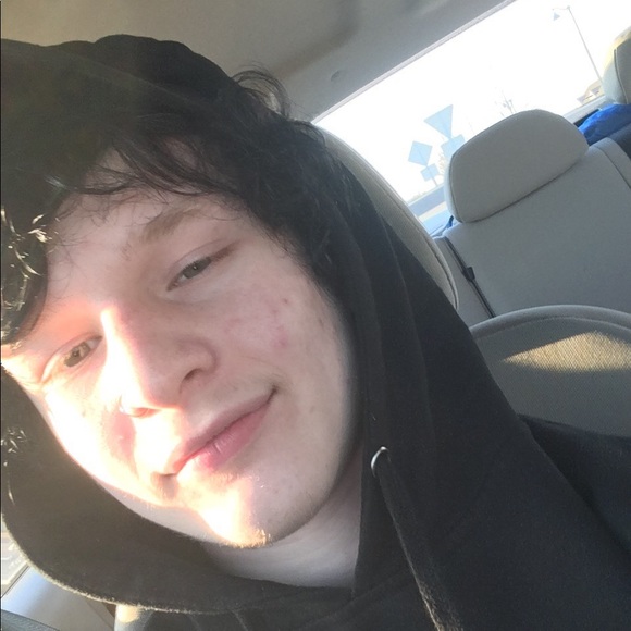 Profile Picture of Isaiah Roland (@19rolaisa) on Poshmark