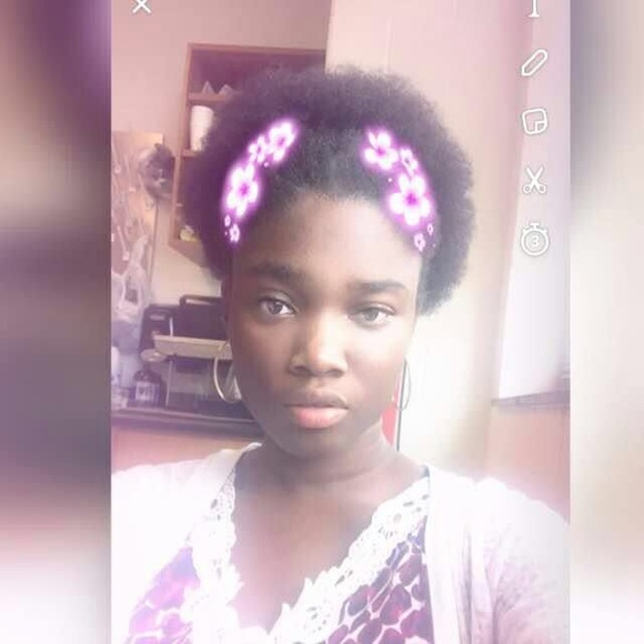 Profile Picture of Yvonne Nunoo (@ynunoo) on Poshmark