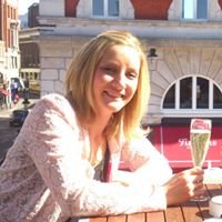 Profile Picture of Deborah Clements (@debclemo) on Twitter
