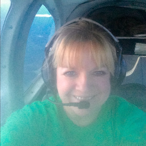 Profile Picture of Jerri lynn Morgan (@jerrilynnmorgam) on Poshmark