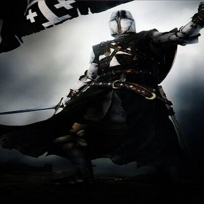 Profile Picture of Tim Poor (@Slothman87) on Twitter