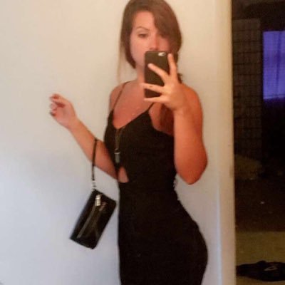 Profile Picture of Danielle Baumgartner (@dbaummm) on Twitter