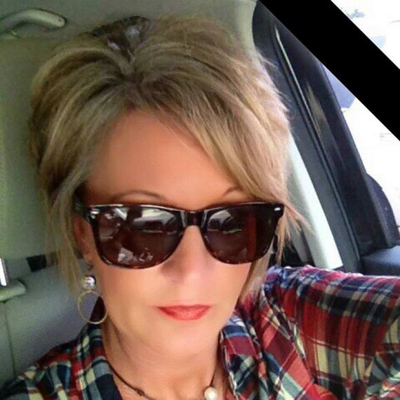 Profile Picture of Monica thomas Blair (@monicatblair) on Poshmark