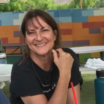 Profile Picture of Chelle Smith-Staley (@ChelleStaley) on Twitter