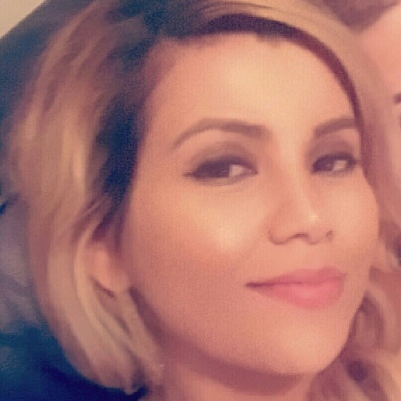 Profile Picture of Christina Franco (@sdysldy1017) on Poshmark