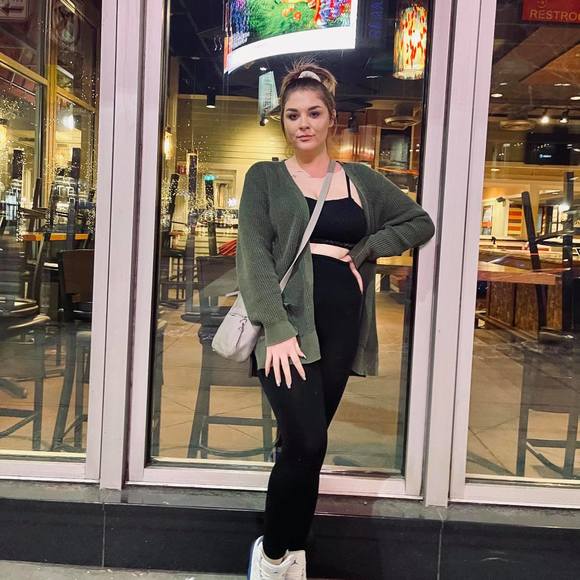 Profile Picture of Katrina Pergande (@katluv7696) on Poshmark