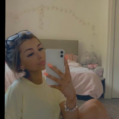 Profile Picture of Chloe Fowler (@chl0efowlerx) on Twitter