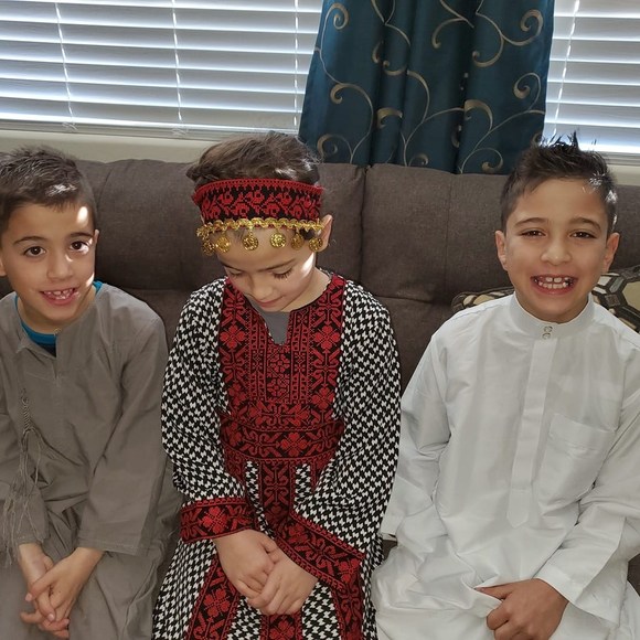 Profile Picture of Ghadeer Mitwalli (@ghadeermeto) on Poshmark